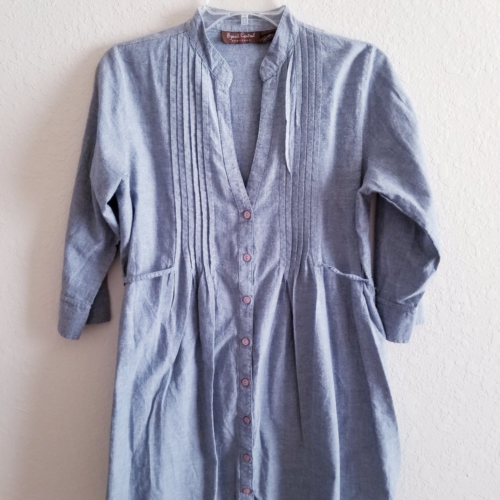Speed Control New York Womens Button Up Tie Shirt